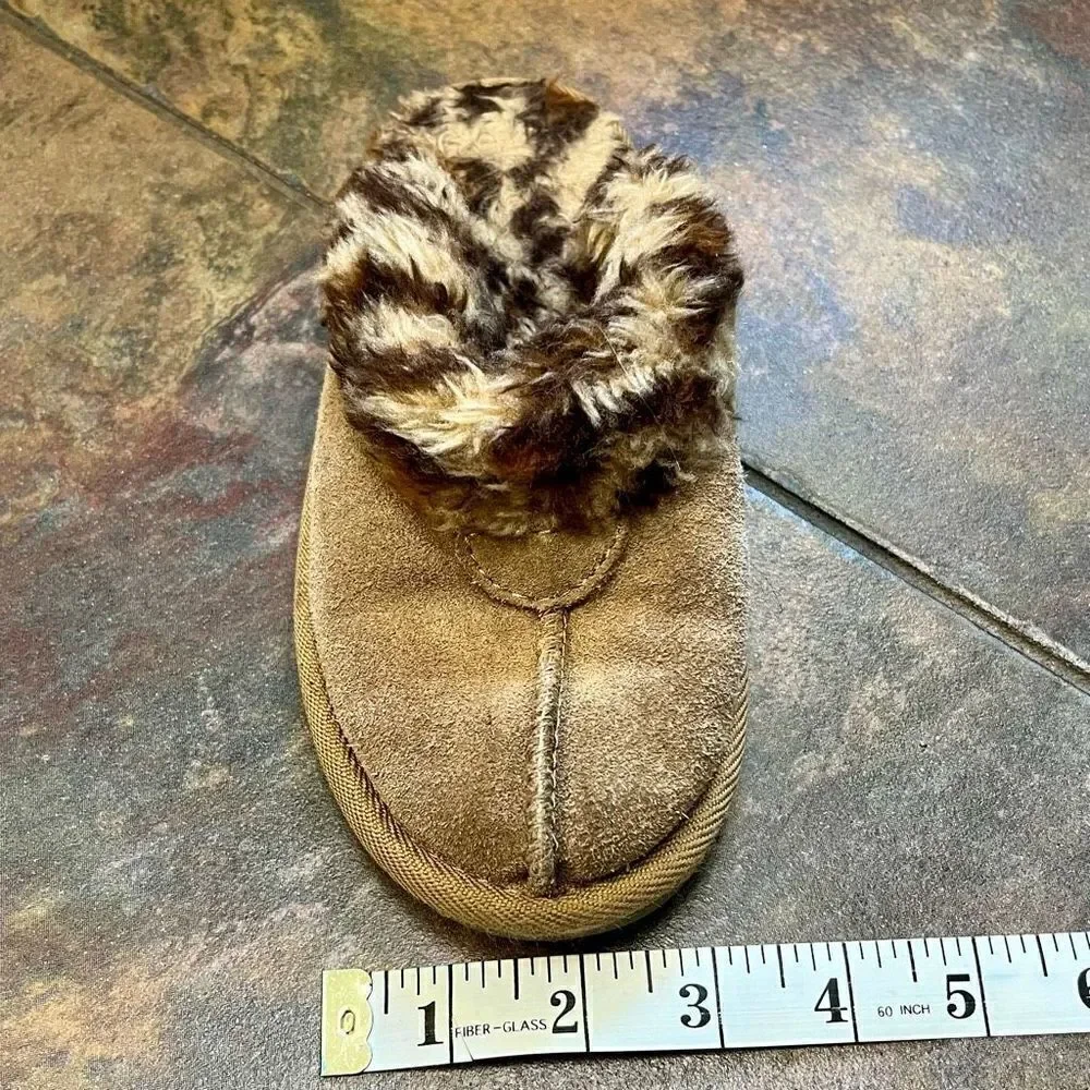 Girl’s Faux Suede Fur Animal Print Slippers Size Small 13-1